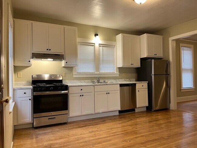 Foto del edificio - 2134 S Allis St