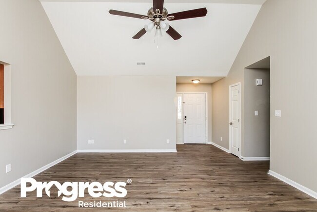 Foto del edificio - 505 Lisa Carol Dr