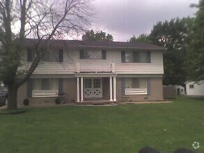 2 Bedroom Apartments For Rent In Chesterfield Mi Apartments Com