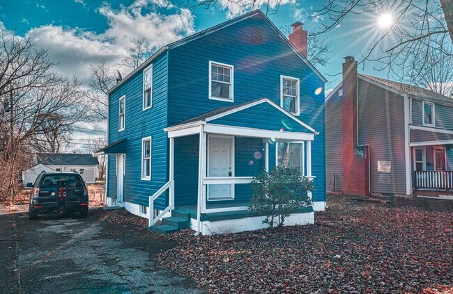 Foto del edificio - 2360 Taylor Ave