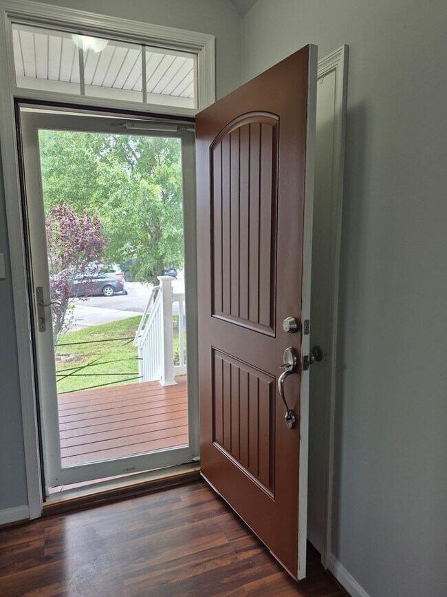 Foto del edificio - 3 Bedrooms, 2.5 Bathrooms Single Family Home