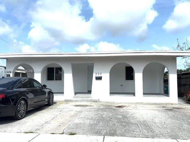 Foto del edificio - 228 NW 32nd Ave