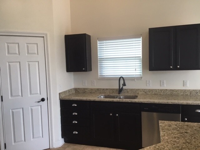 Foto del edificio - 1130 Mastell Drive