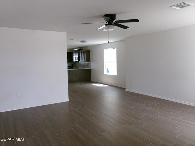 Building Photo - 5960 Mohegan Sun St