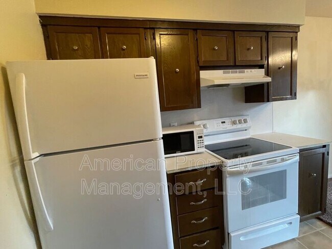 Foto del edificio - 4710 E 68th St