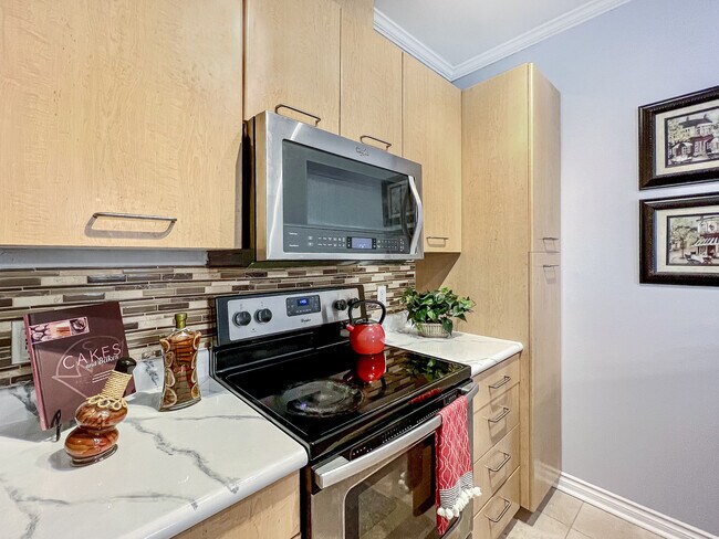 Foto del edificio - 710 240th Way SE