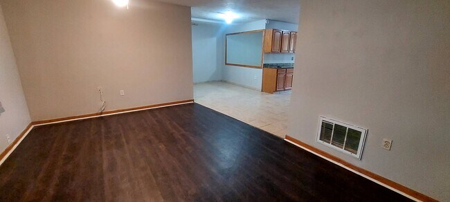 Foto del edificio - 15530 58th St N