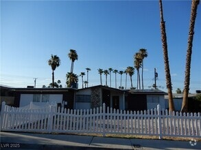 Building Photo - 1554 Silver Mesa Way