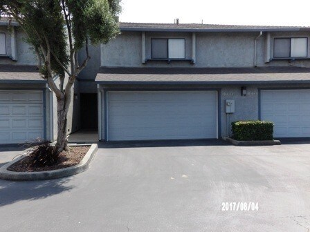 Foto del edificio - 2 bedroom 2 1/2 bath condo in South Salinas