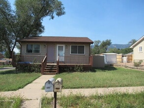 Building Photo - 2503 W Willamette Ave