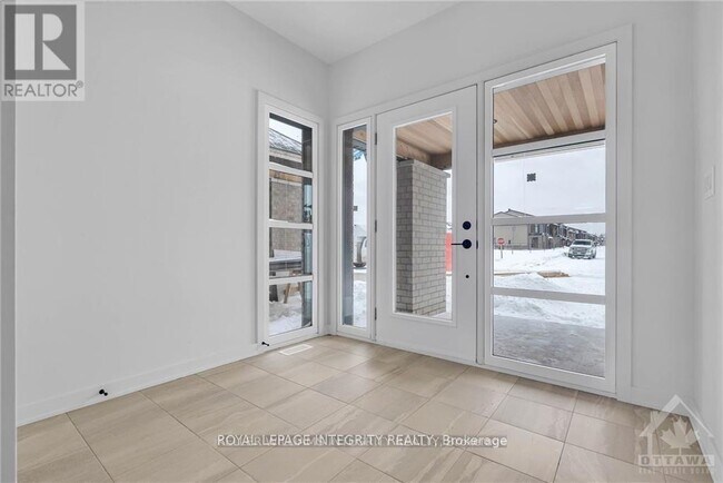 Building Photo - 254 Shuttleworth Dr.