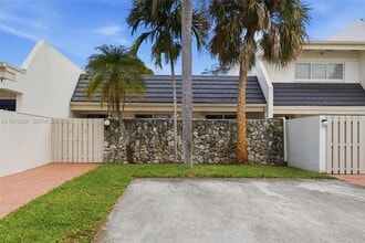 Building Photo - 8105 SW 81st Ct