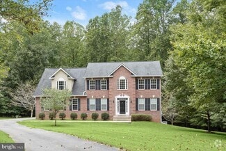Building Photo - 15900 Tanyard Rd