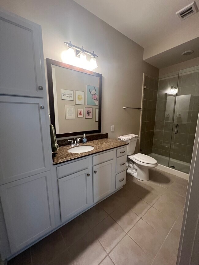 2810 Selwyn Ave Unit 208, Charlotte, NC 28209 Condo for Rent in