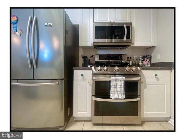 Foto del edificio - 9490 Virginia Center Blvd