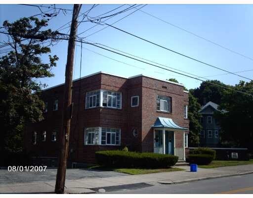 Building Photo - Oakhill