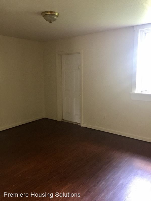 Building Photo - 3 br, 1 bath House - 1614 Wayman Street