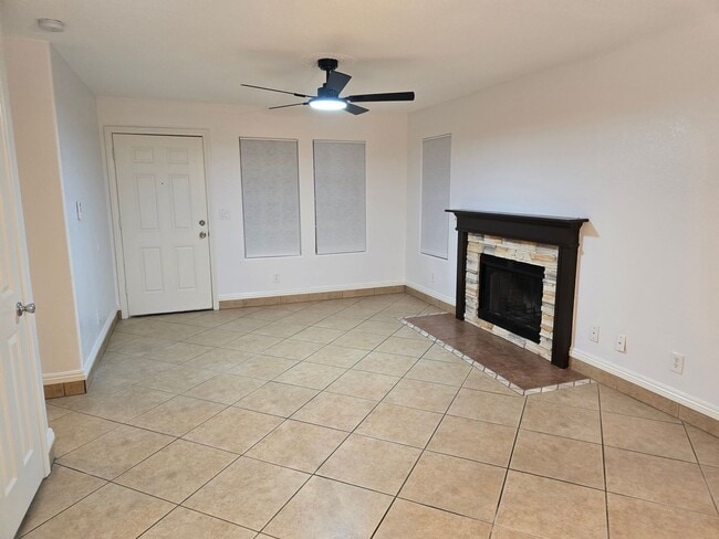 Building Photo - UPGRADED CONDO READY TO MOVE INTO!