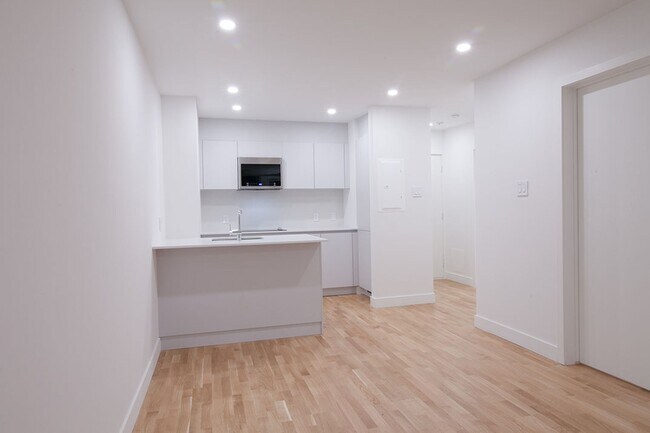 Photo du bâtiment - 760 Rue Galt