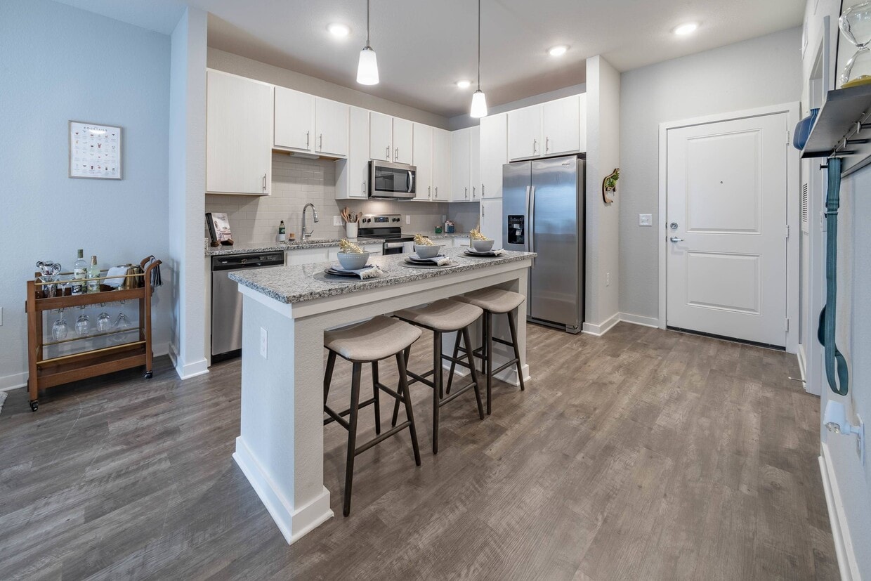 The Avery 1000 Avery Village Loop Orlando, FL