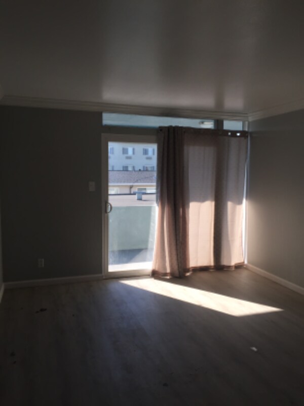 Building Photo - 141 Santa Helena Ave
