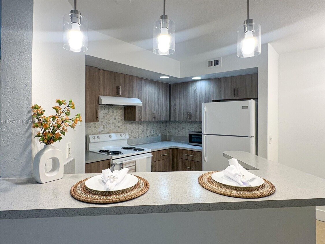 Foto principal - 12840 Vista Isles Dr