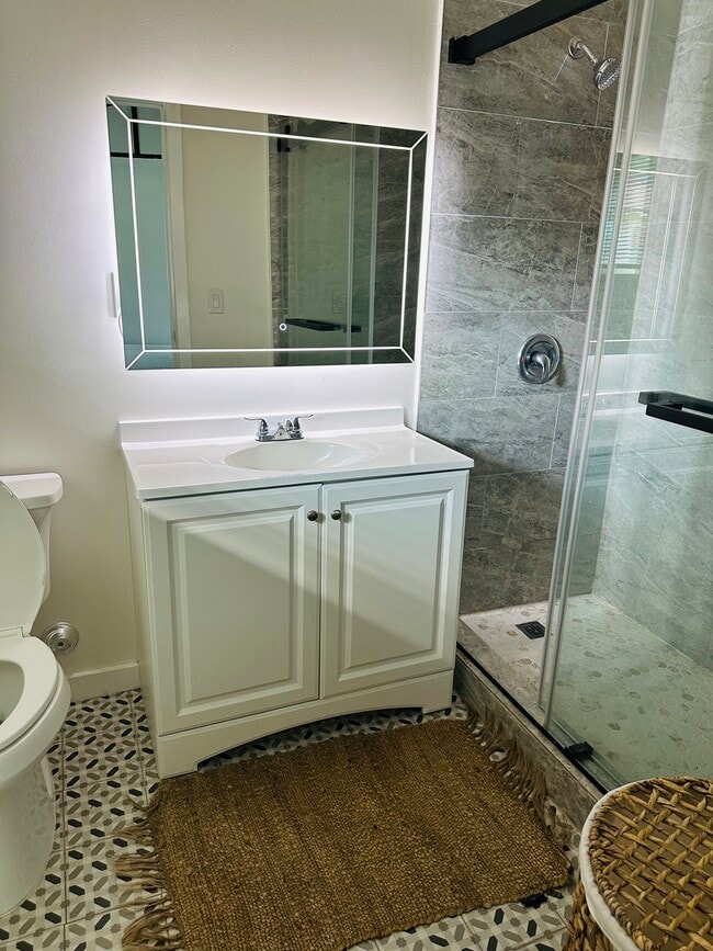 Building Photo - 2707 Cridge St