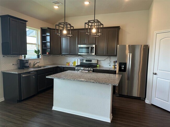 Foto del edificio - 3320 Rolling View Ct