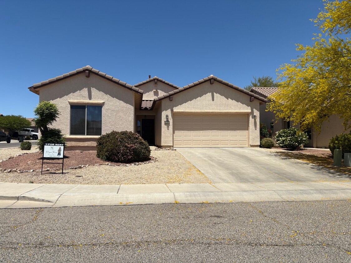 Photo - 1210 Paso Robles Ave