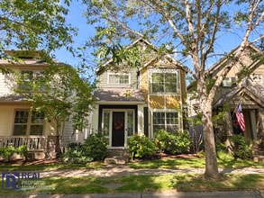 Building Photo - 17423 SW Montague Way