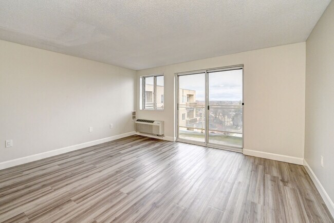 Photo du bâtiment - Grand Central Place Apartments