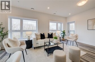 Building Photo - 1100 Lackner Pl