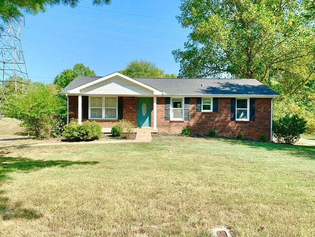 Building Photo - 2267 Wildwood Dr
