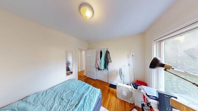 Foto del edificio - 1 Woodstock Ave