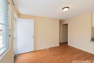 Building Photo - 1418 Liholiho St
