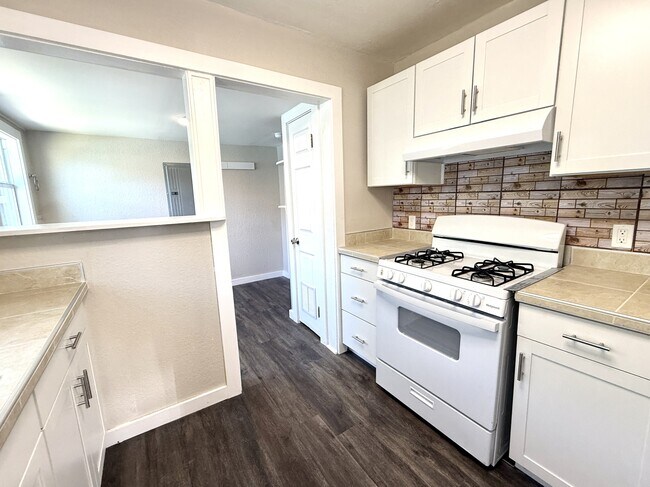 Foto del edificio - 1424 B St NW