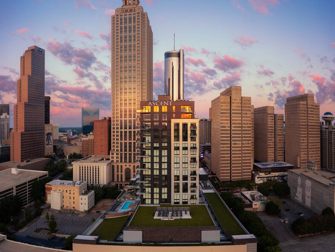Ascent Peachtree Apartments 161 Peachtree Center Ave Atlanta, GA