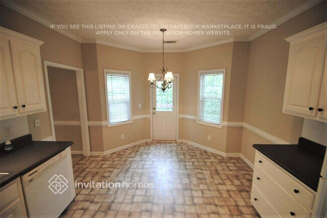 Building Photo - 3085 Wellbrook Dr