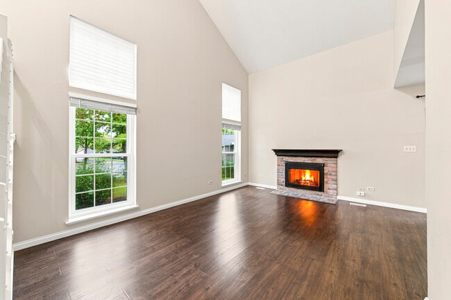Building Photo - 24 Cedar Grove Ct