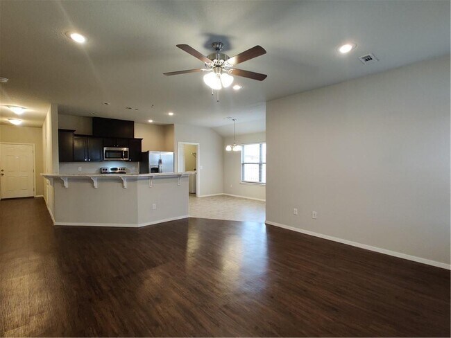 Building Photo - 6108 SW Chalkstone Rd