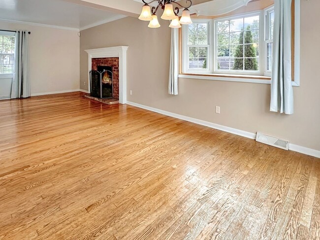 Foto del edificio - 2236 Elmwood Dr SE