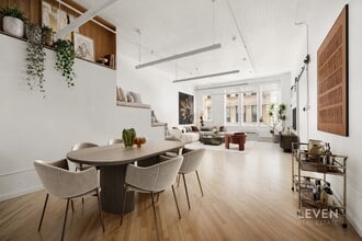 Building Photo - 95 Grand St