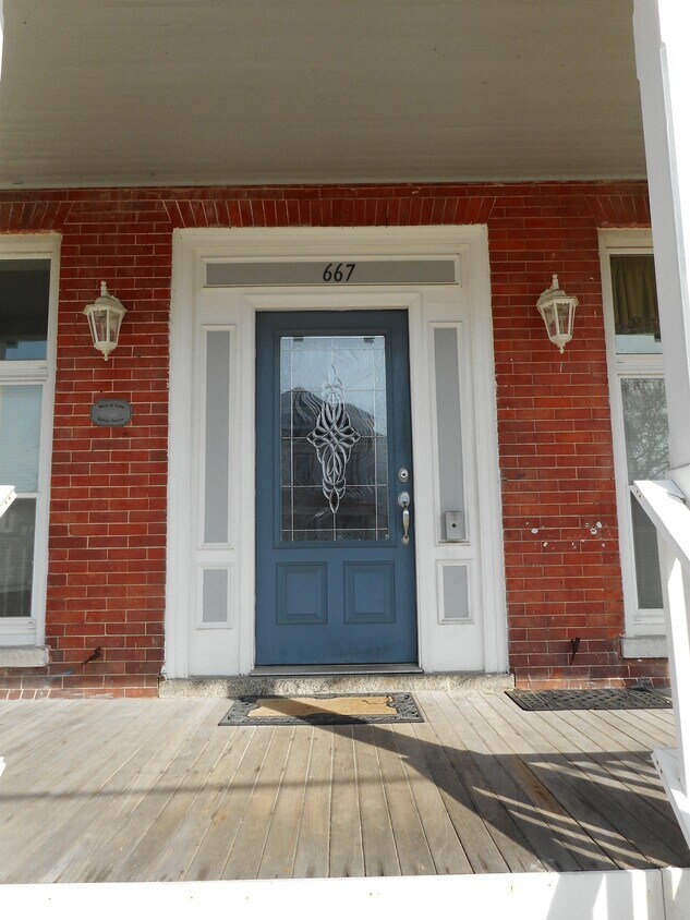 Primary Photo - 667 Otsego St