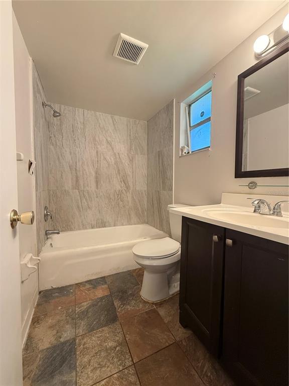 Building Photo - 7091 Balboa Dr