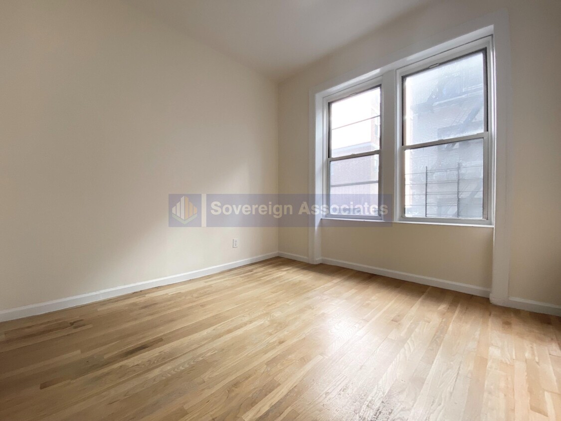 Foto principal - 515 west 111th Street