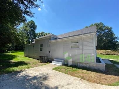 Building Photo - 9 Dallas St