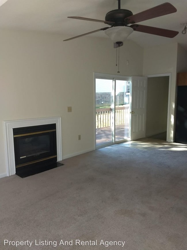 Building Photo - 3 br, 2 bath House - 3609 Ian Drive