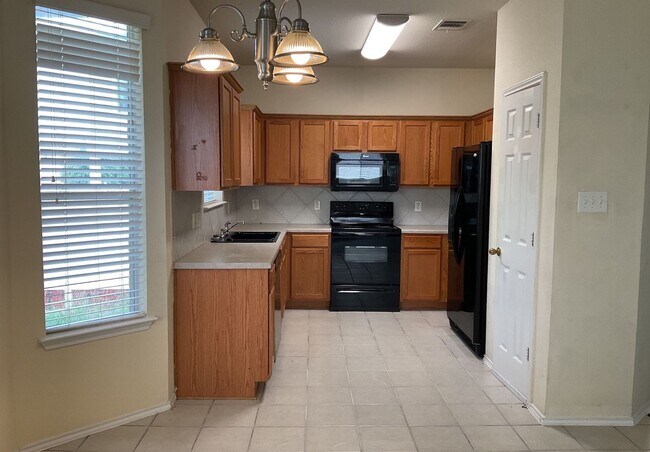 Foto del edificio - 4302 Cessnock Dr