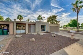 Building Photo - 400 Paladin Cir