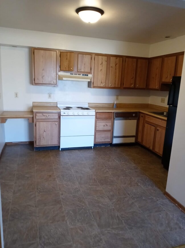 Building Photo - 4725 Wolverton Ln